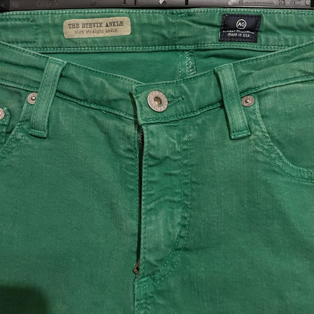 Green woman’s AG skinny jeans size 29 R